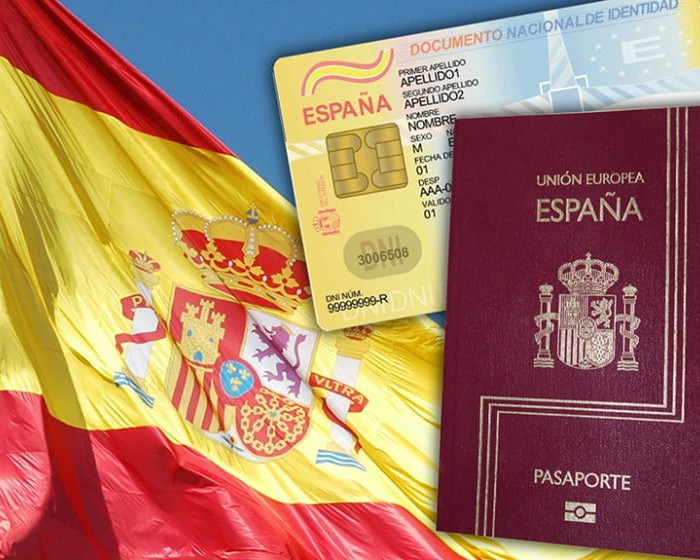 Nacionalidad o Permiso de Residencia En España: 5 diferencias clave