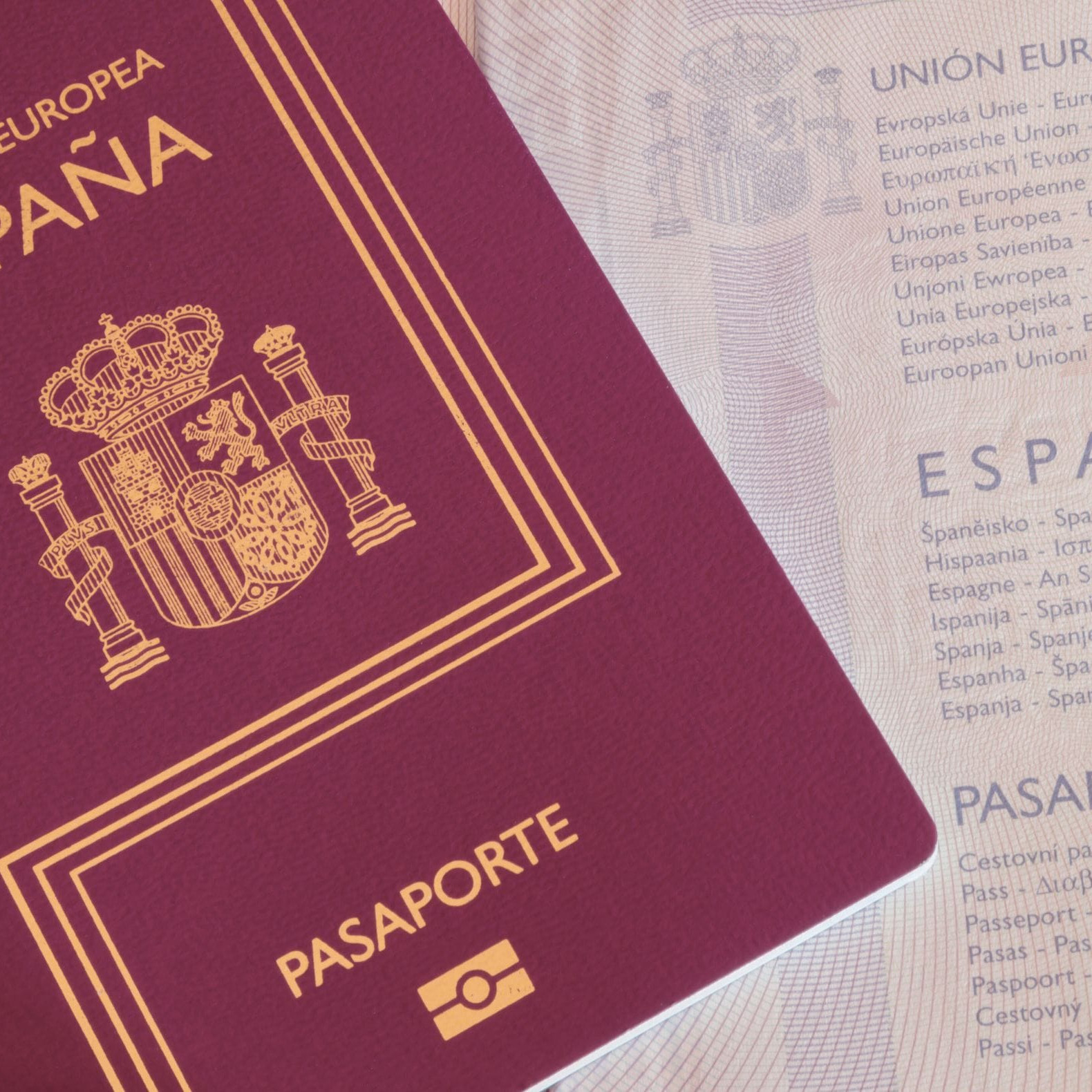 Cómo conseguir la Nacionalidad Española: 4 formas de adquirirla